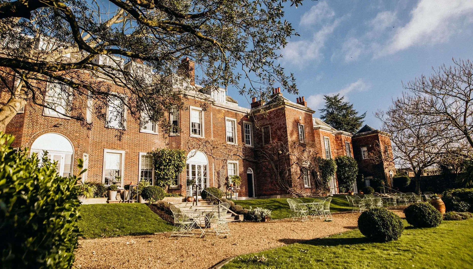 Pelham House wedding venue gardens